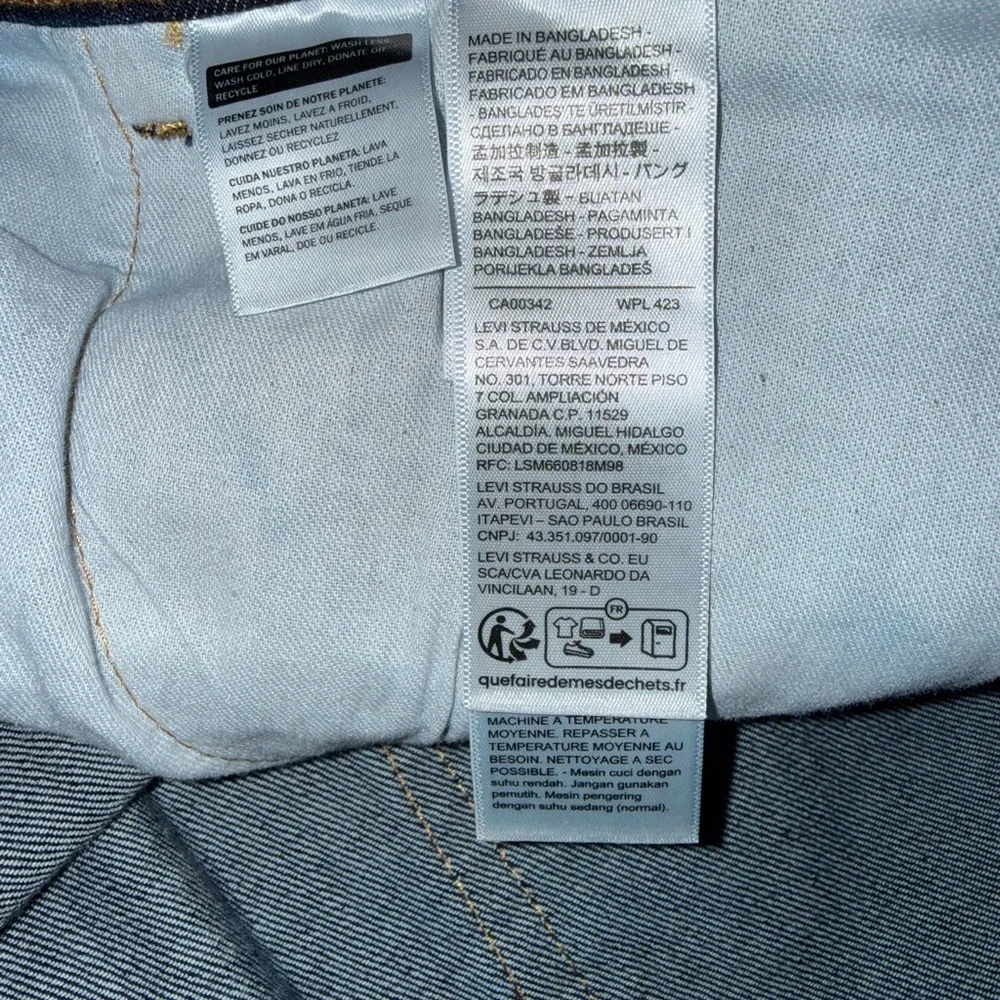 Levi’s 550 Relaxed Fit Jeans W46 L32 Dark Wash (Worn Once)